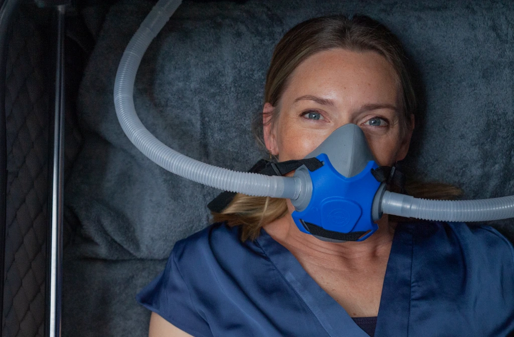 Using hyperbaric oxygen therapy to help cellular repairs instead of detoxing